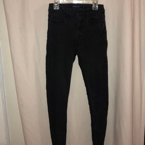 Black skinny jeans